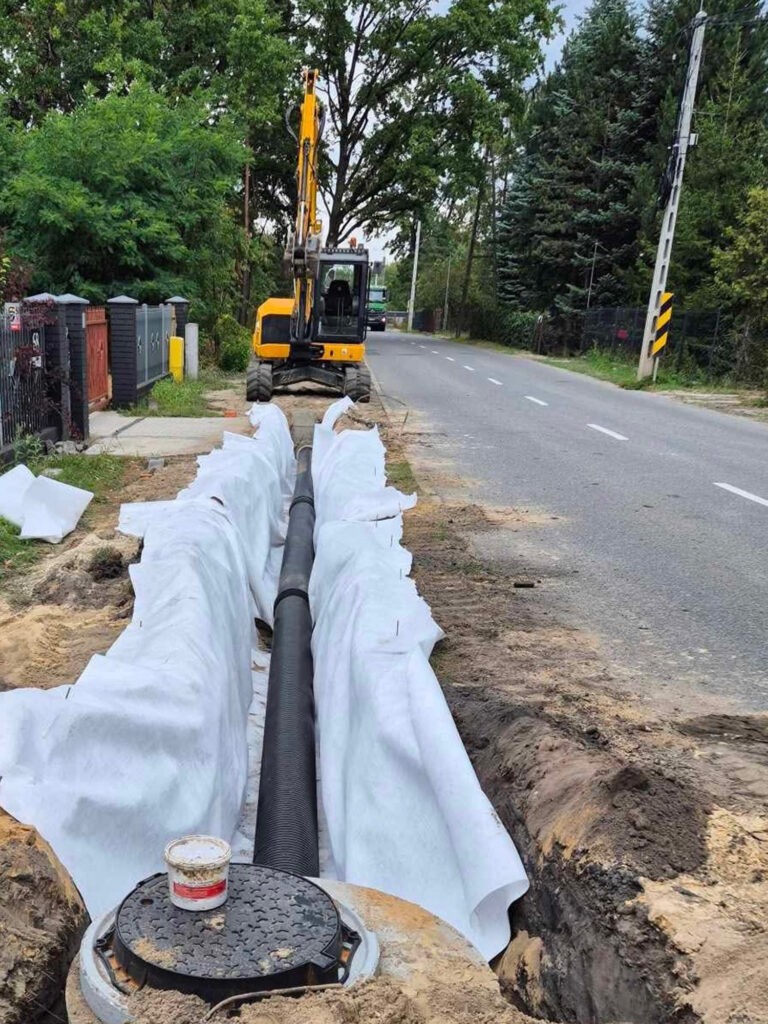 Budowa dróg i przyłączy wodnych Velio