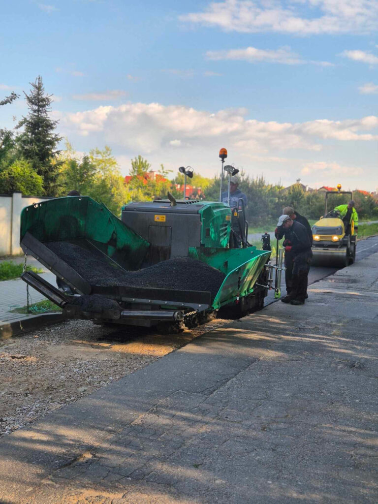 Budowa dróg i przyłączy wodnych Velio